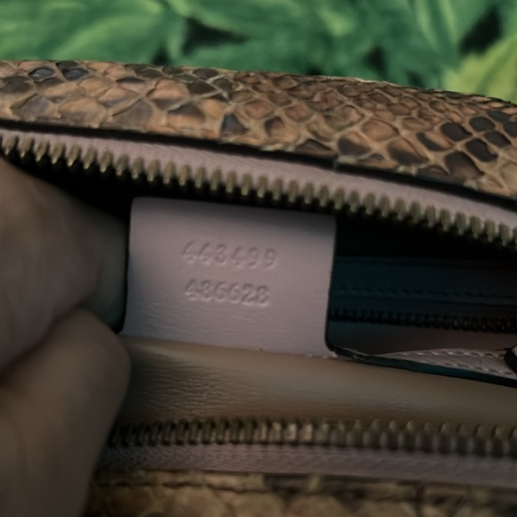 GUCCi Marmont medium size shoulder bag in rosy beige python 🐍❣️GG - Picture 8 of 9